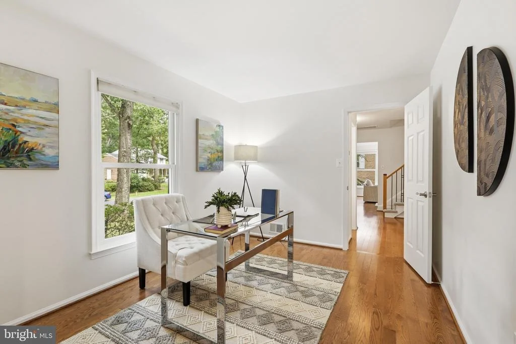 Photo of 10811 MIDSUMMER DRIVE