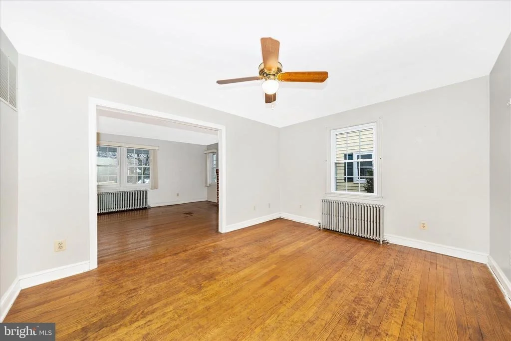Photo of 9 E 13TH STREET