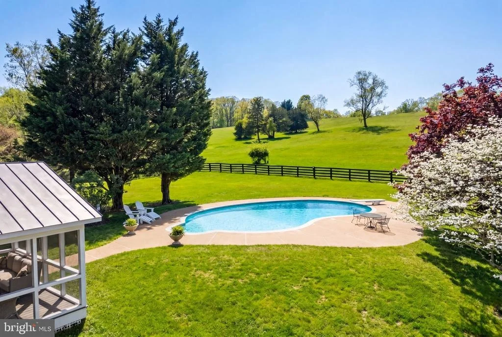 Photo of 6370 & 6378 JOHN BARTON PAYNE ROAD