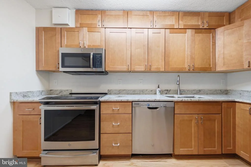 Photo of Unit 2115 at 15107 INTERLACHEN DRIVE