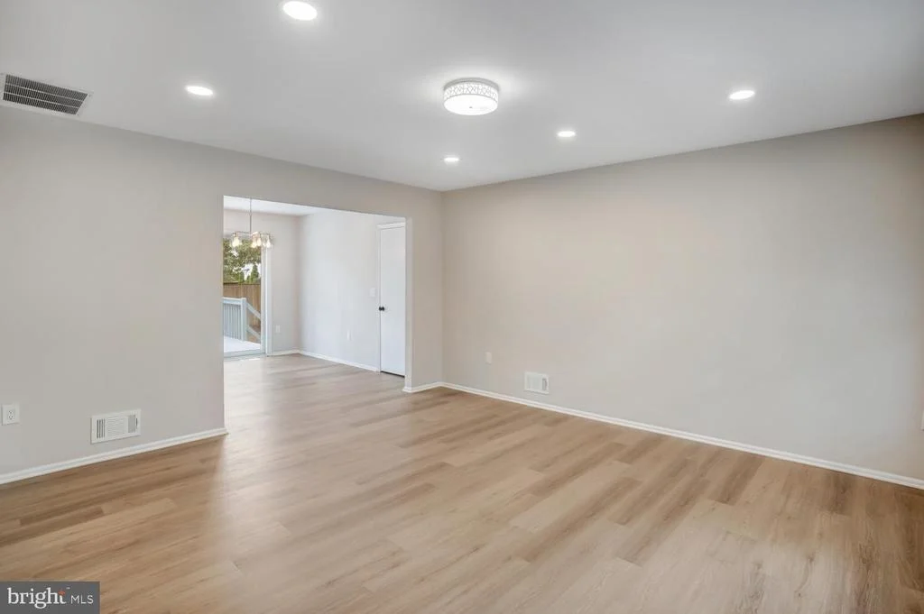 Photo of 615 BEACH BOULEVARD