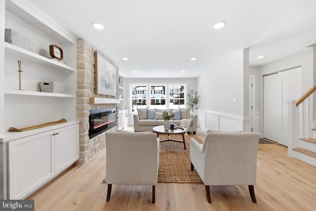 Photo of 615 PARDEE LANE
