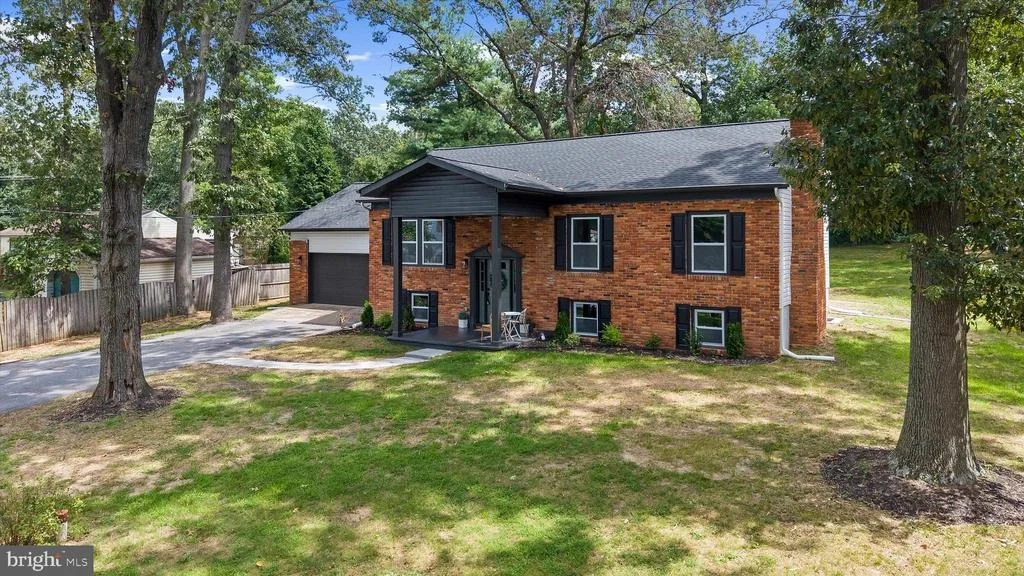 Photo of 7851 SPRUCE HILL ROAD
