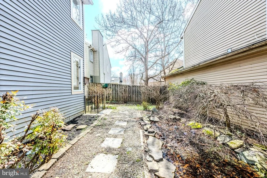 Photo of 4901 COLONEL CONTEE PLACE
