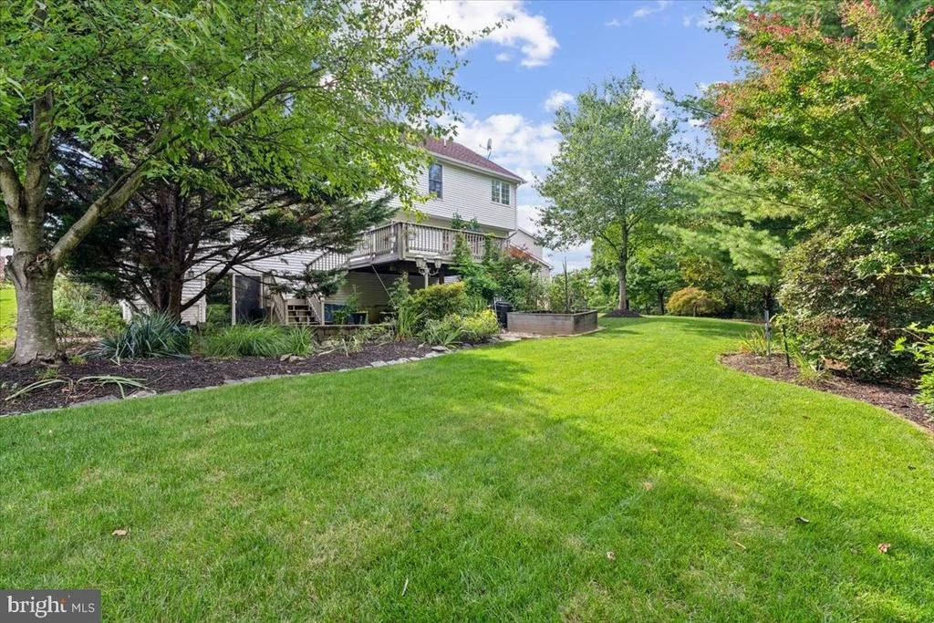 Photo of 1037 LINDFIELD DRIVE