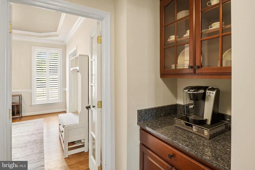 Photo of 6106 CHALLEDON CIRCLE