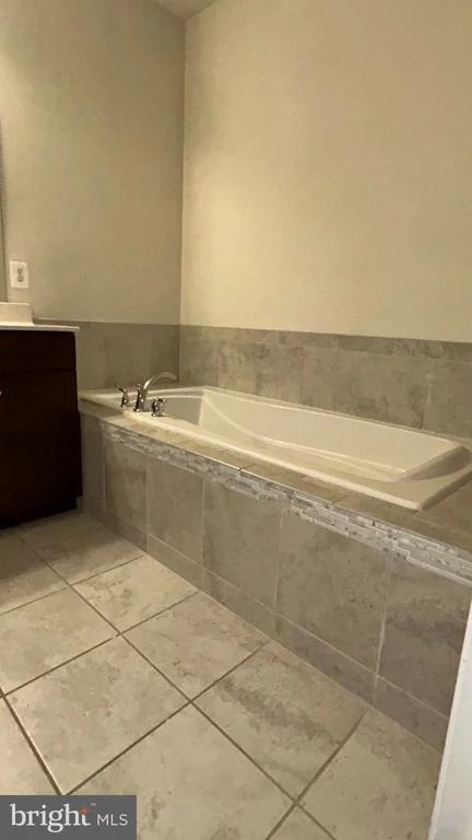 Photo of 6104 HUNT WEBER DRIVE
