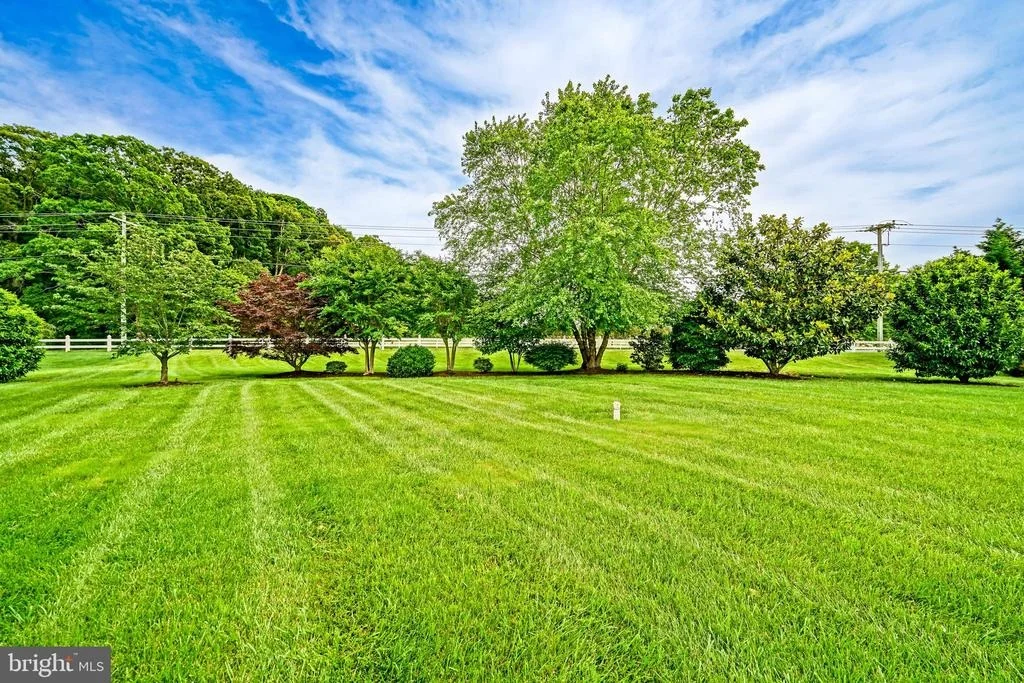 Photo of 16402 WINDING RIVER DRIVE