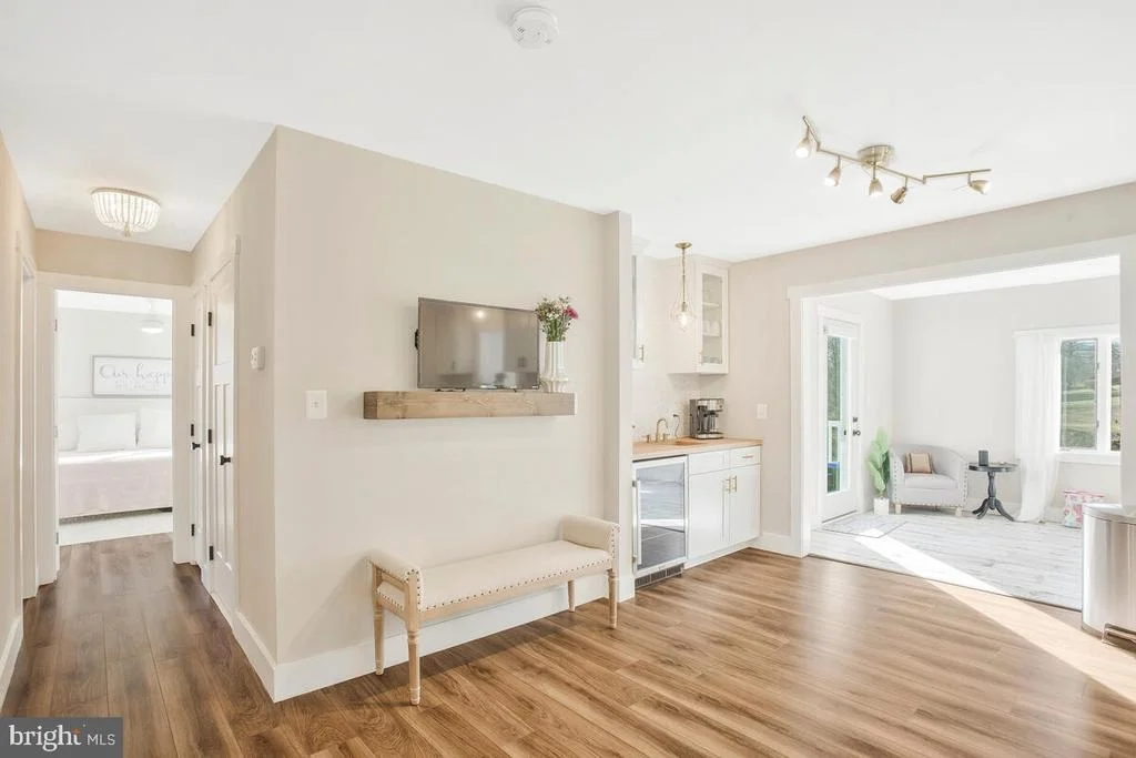 Photo of 11216 LAKEVIEW DRIVE