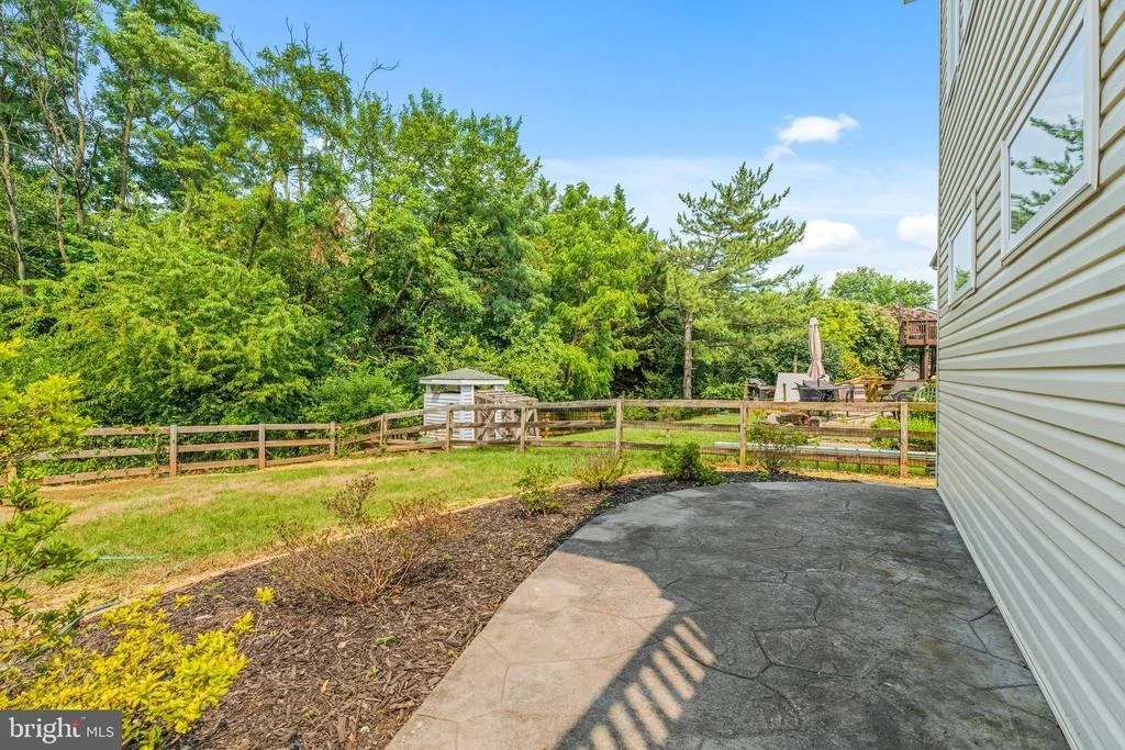Photo of 1015 CHERYLS COURT