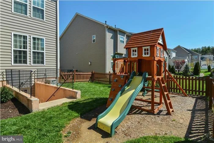 Photo of 42963 TEALBRIAR PLACE