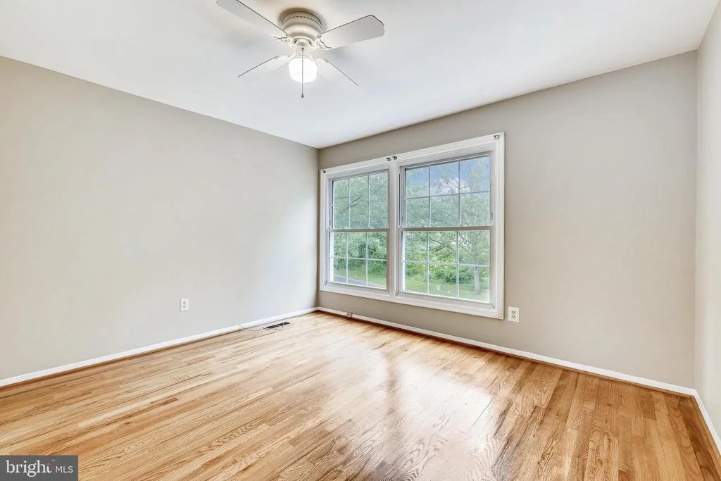 Photo of 2417 NEES LANE