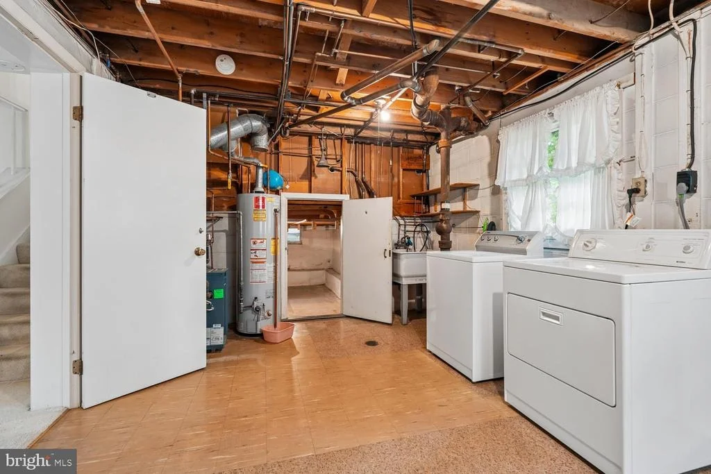 Photo of 205 TULIP DRIVE