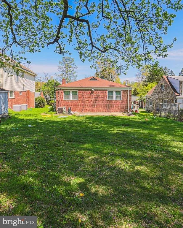 Photo of 6206 WINNER AVENUE