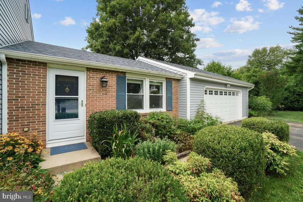 Photo of 7090 JASPER DRIVE