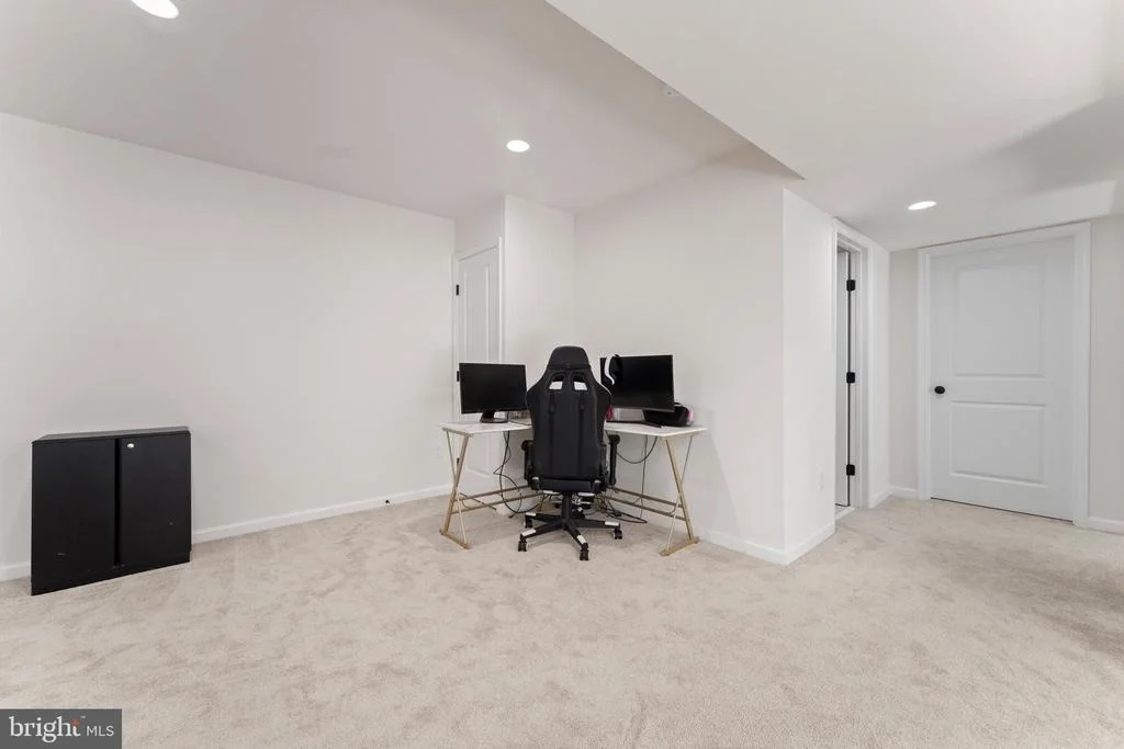 Photo of 3731 BREAKNOCK ROAD