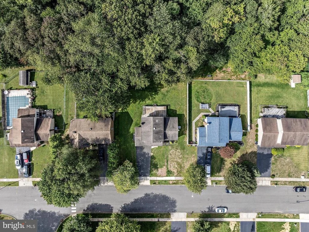 Photo of 52 COLLEEN CIRCLE