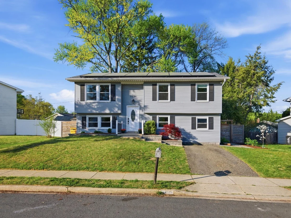 Photo of 2296 FOUR SEASONS DRIVE