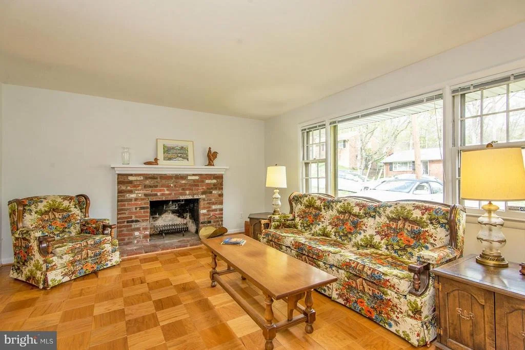 Photo of 910 JUNIPER PLACE