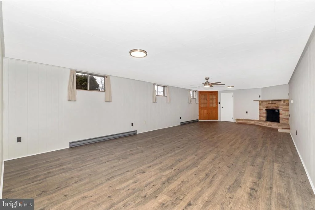 Photo of 215 BROAD STREET