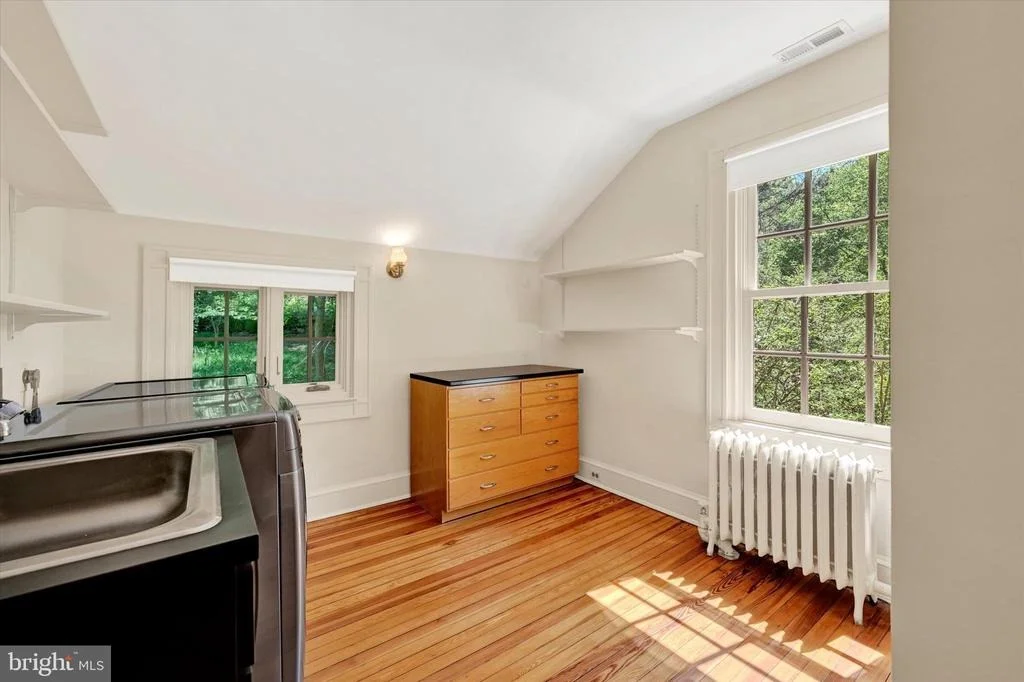 Photo of 511 EDGEVALE ROAD