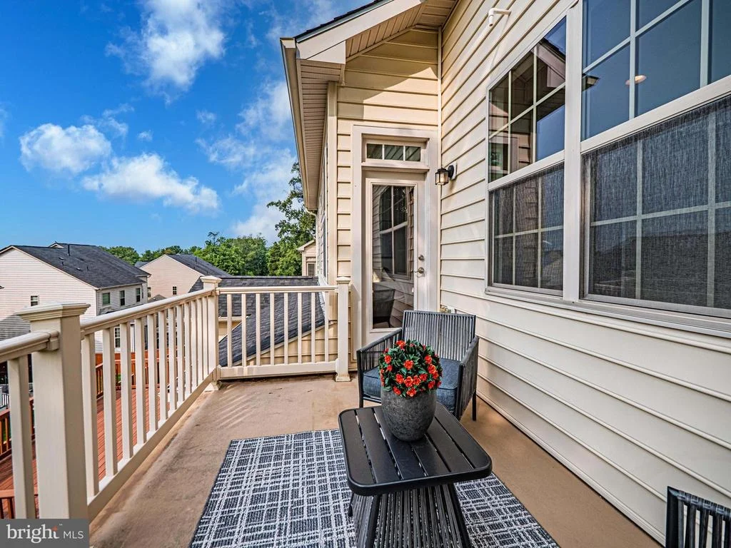 Photo of 3032 MOORE LANE
