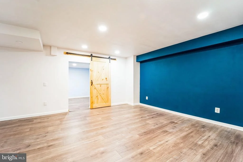 Photo of 10909 FORESTGATE PLACE