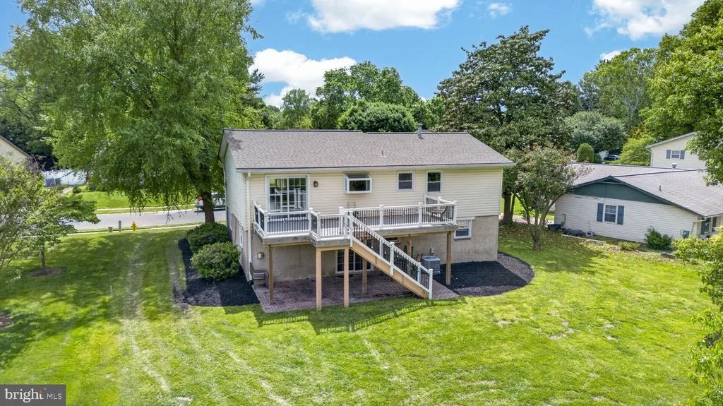 Photo of 3917 LONGLEY ROAD