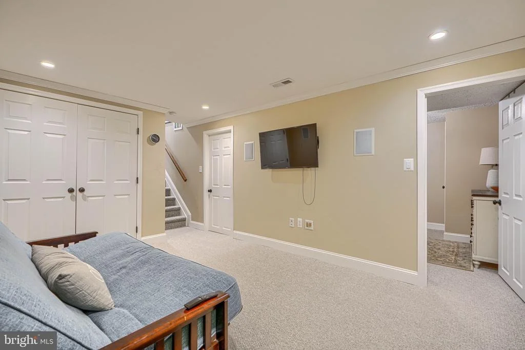 Photo of 1004 PEPPARD DRIVE