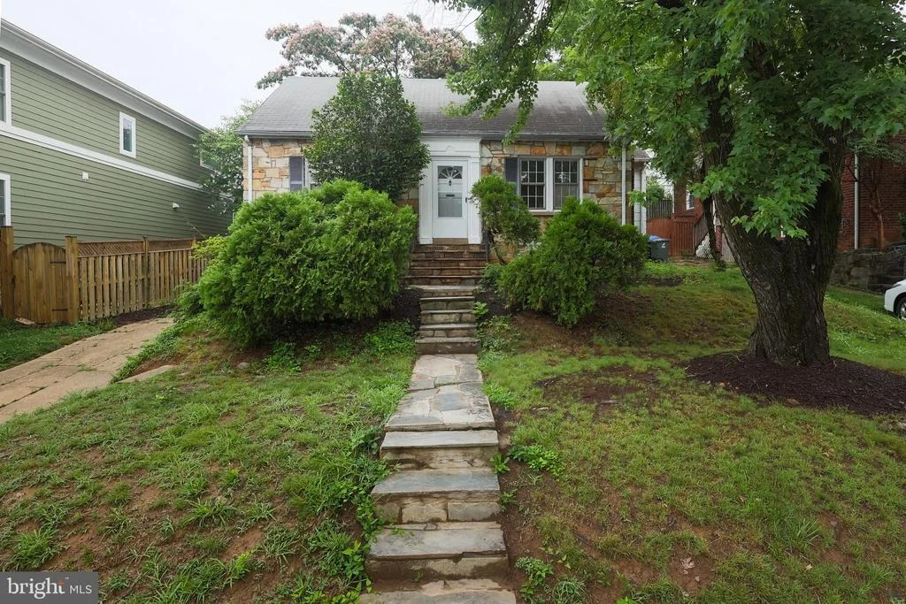 Photo of 4827 16TH ROAD N
