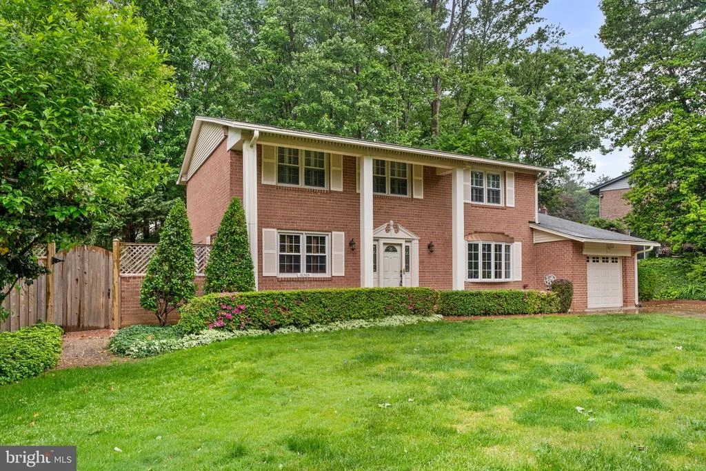 Photo of 10305 COLLINGHAM DRIVE