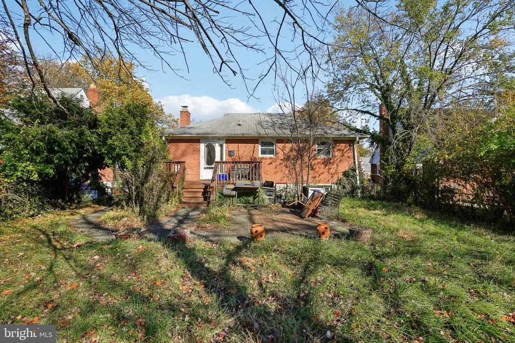 Photo of 3608 JANET ROAD