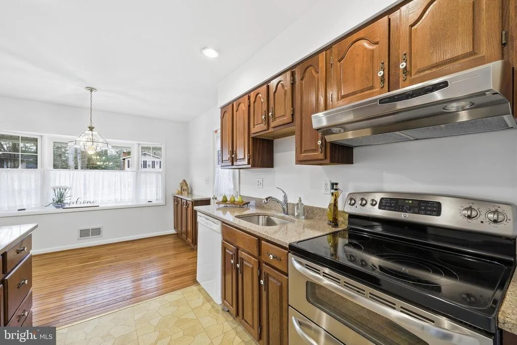 Photo of 6304 FOREST MILL LANE