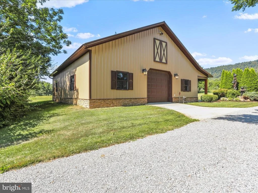 Photo of 14122 MERCERSBURG ROAD