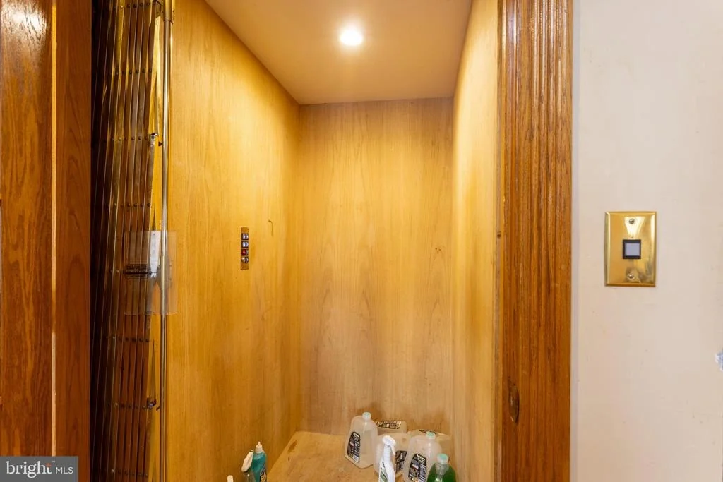 Photo of 415 SHORE DRIVE