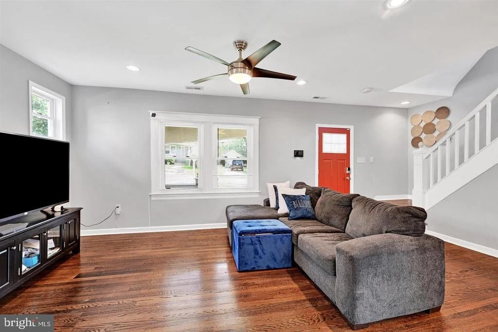 Photo of 4806 HOLDER AVENUE