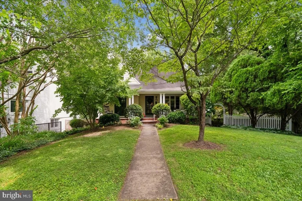 Photo of 3314 CAMALIER DRIVE