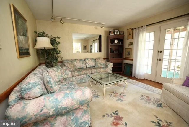 Photo of 1740 FAIRMOUNT ROAD