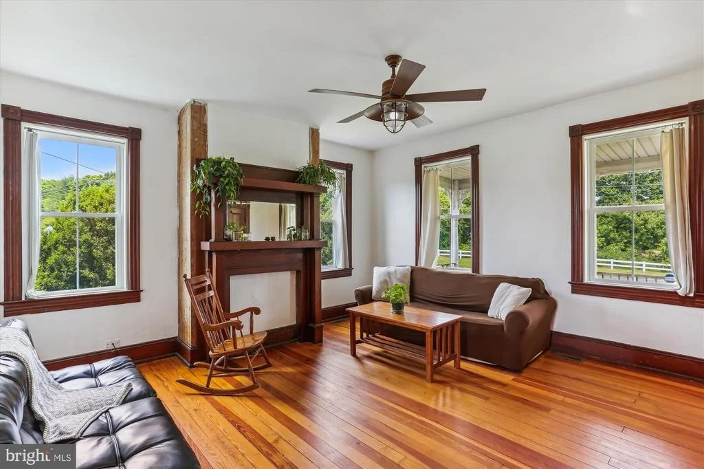 Photo of 6000 OLNEY LAYTONSVILLE ROAD