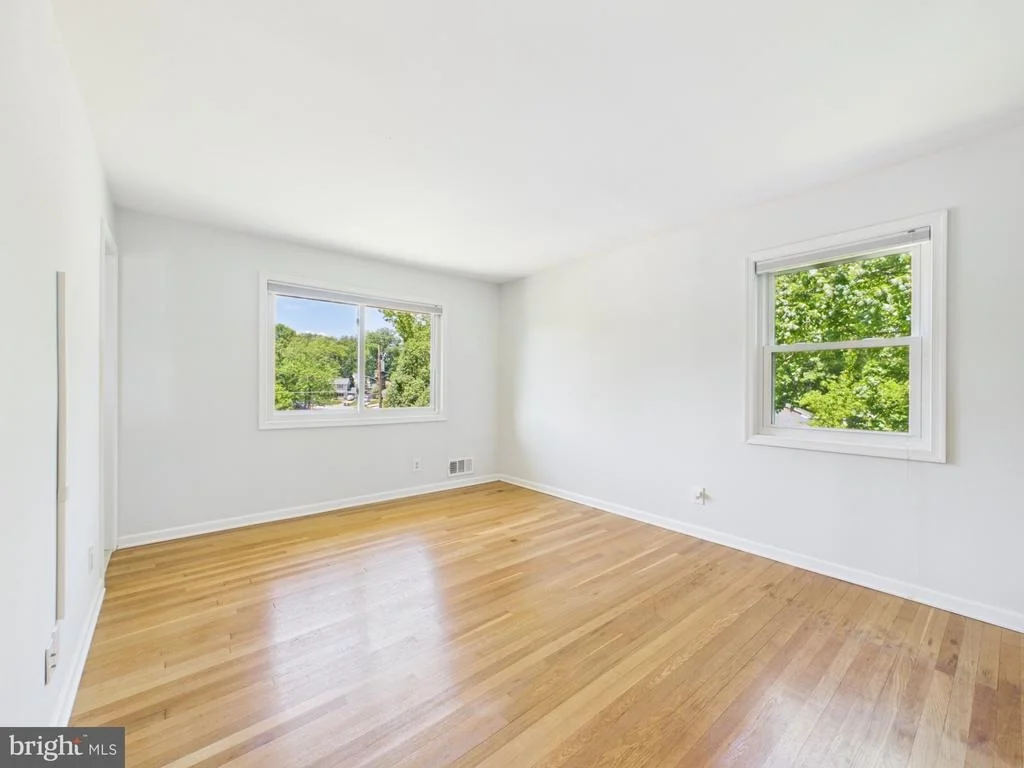 Photo of 5512 KATHLEEN PLACE