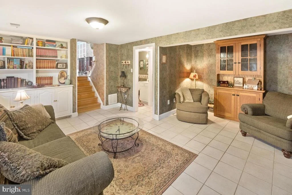 Photo of 7075 JASPER DRIVE