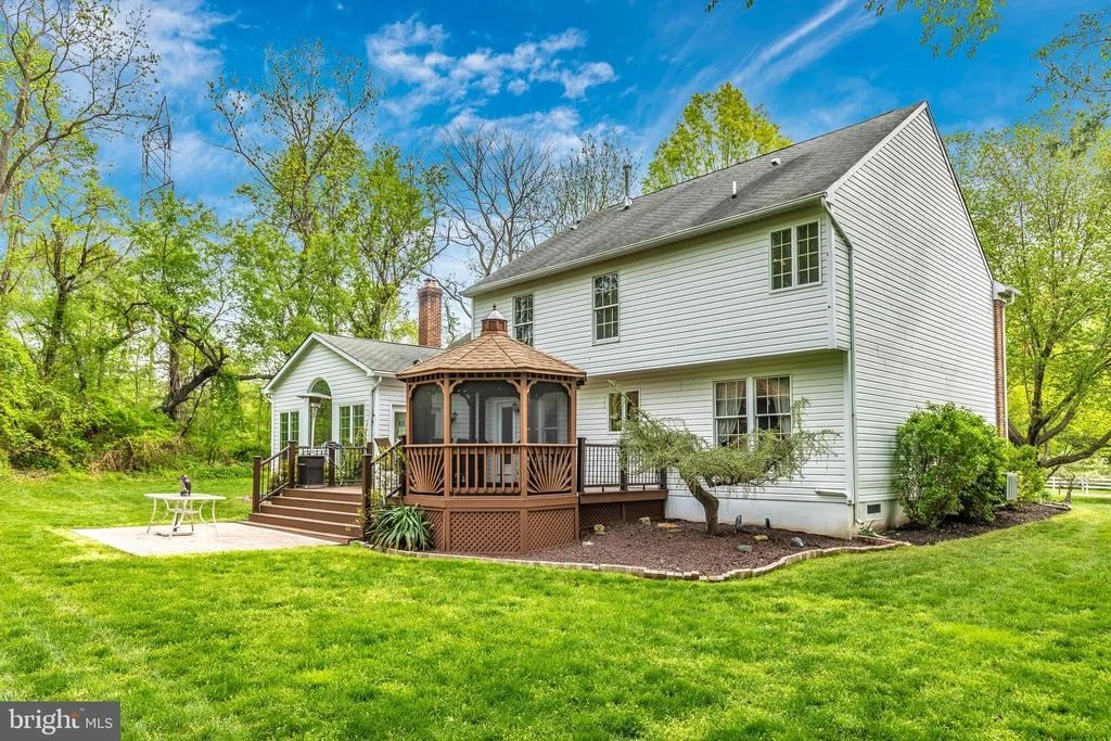 Photo of 19834 FALLING SPRING COURT