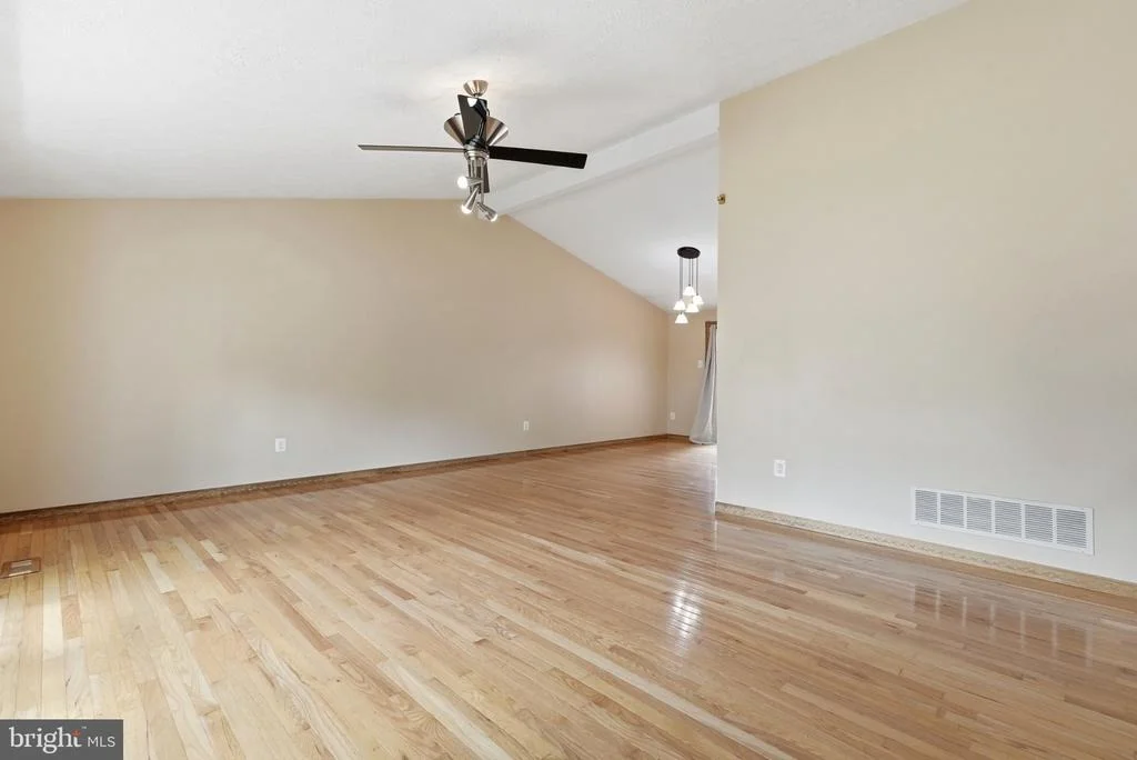 Photo of 18007 SILVER LEAF DRIVE