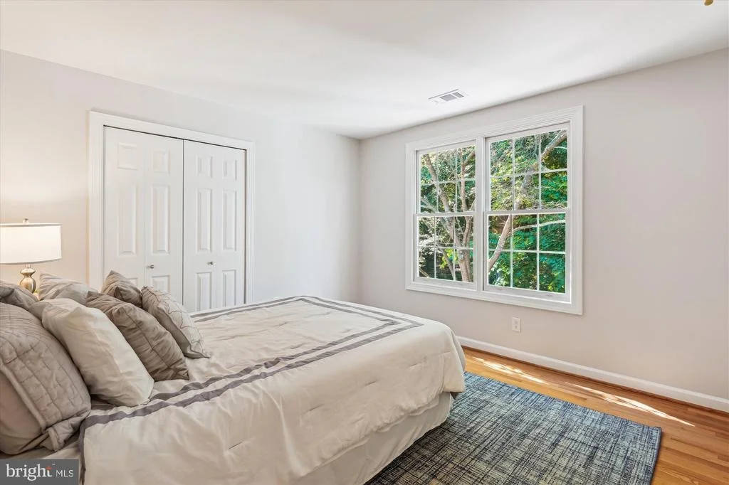 Photo of 19802 SHADY BROOK WAY