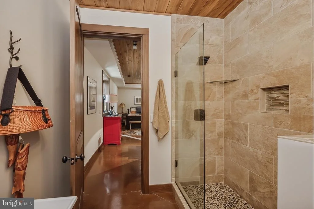 Photo of 2250 MARSH HILL ROAD