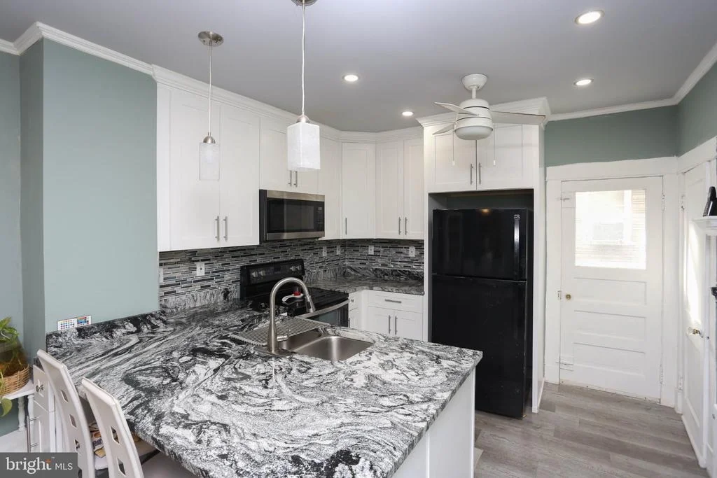 Photo of 6901 RIDGEWAY ROAD