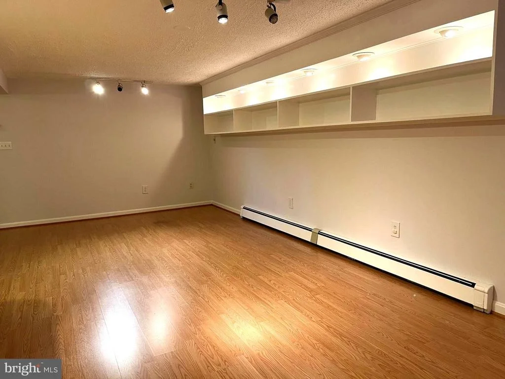 Photo of 10718 JOYCE DRIVE
