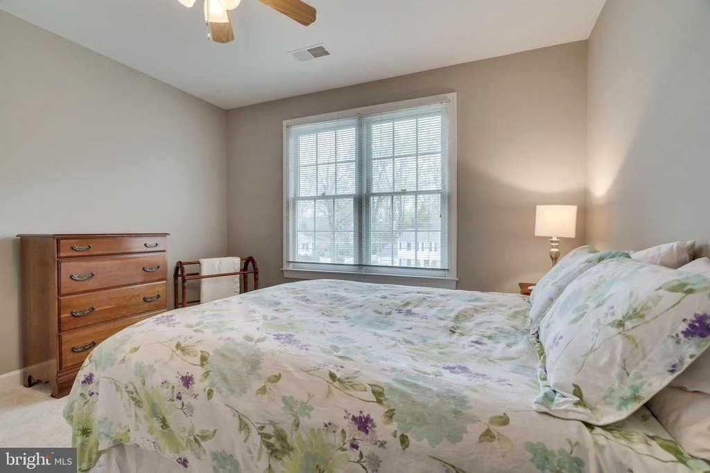 Photo of 9827 FIVE OAKS ROAD