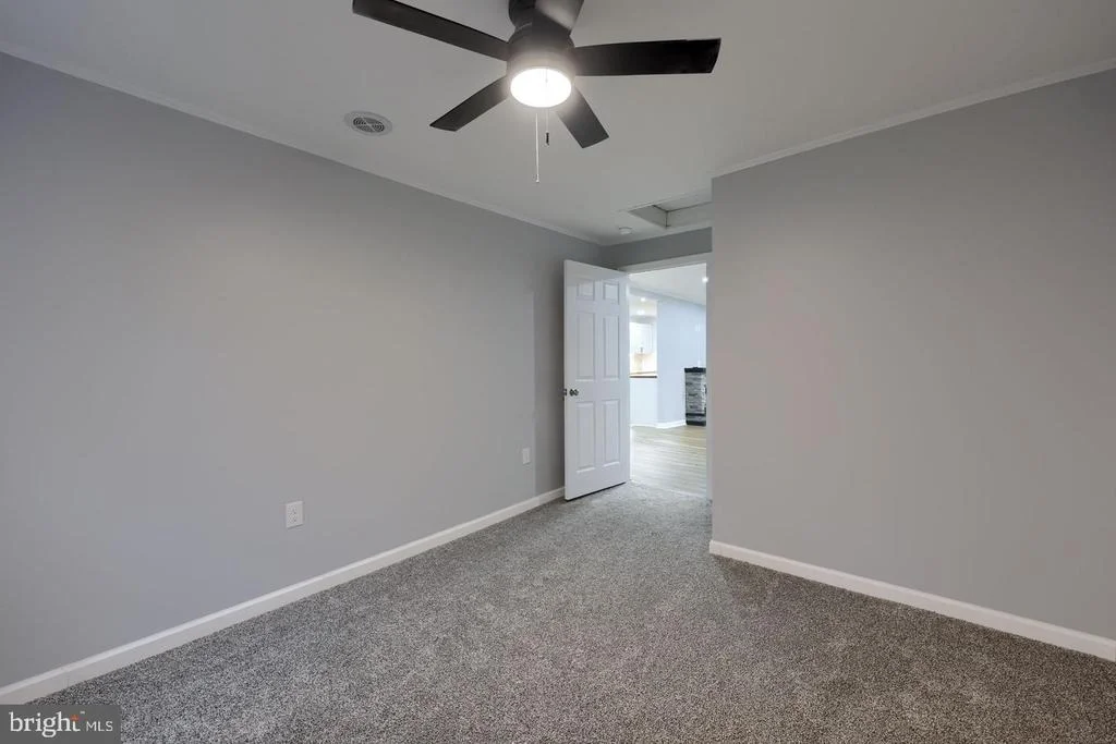 Photo of 1384 ROUNDTOP ROAD