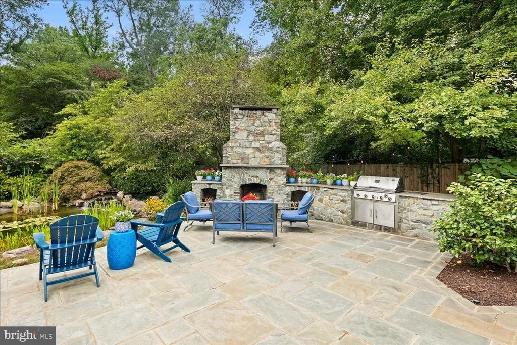 Photo of 4429 NEPTUNE DRIVE